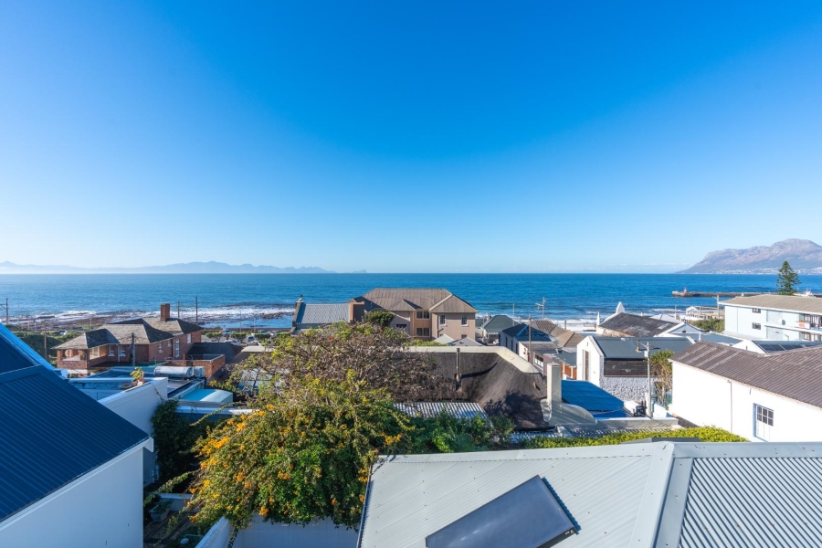 4 Bedroom Property for Sale in Kalk Bay Western Cape